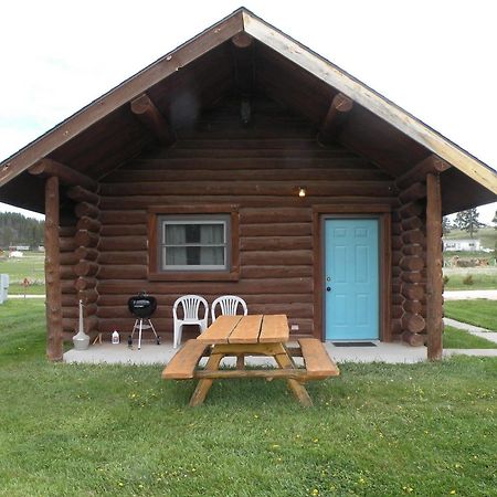 Gold Camp Cabins คัสเตอร์ ภายนอก รูปภาพ