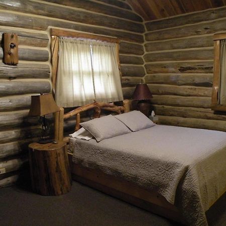 Gold Camp Cabins คัสเตอร์ ภายนอก รูปภาพ