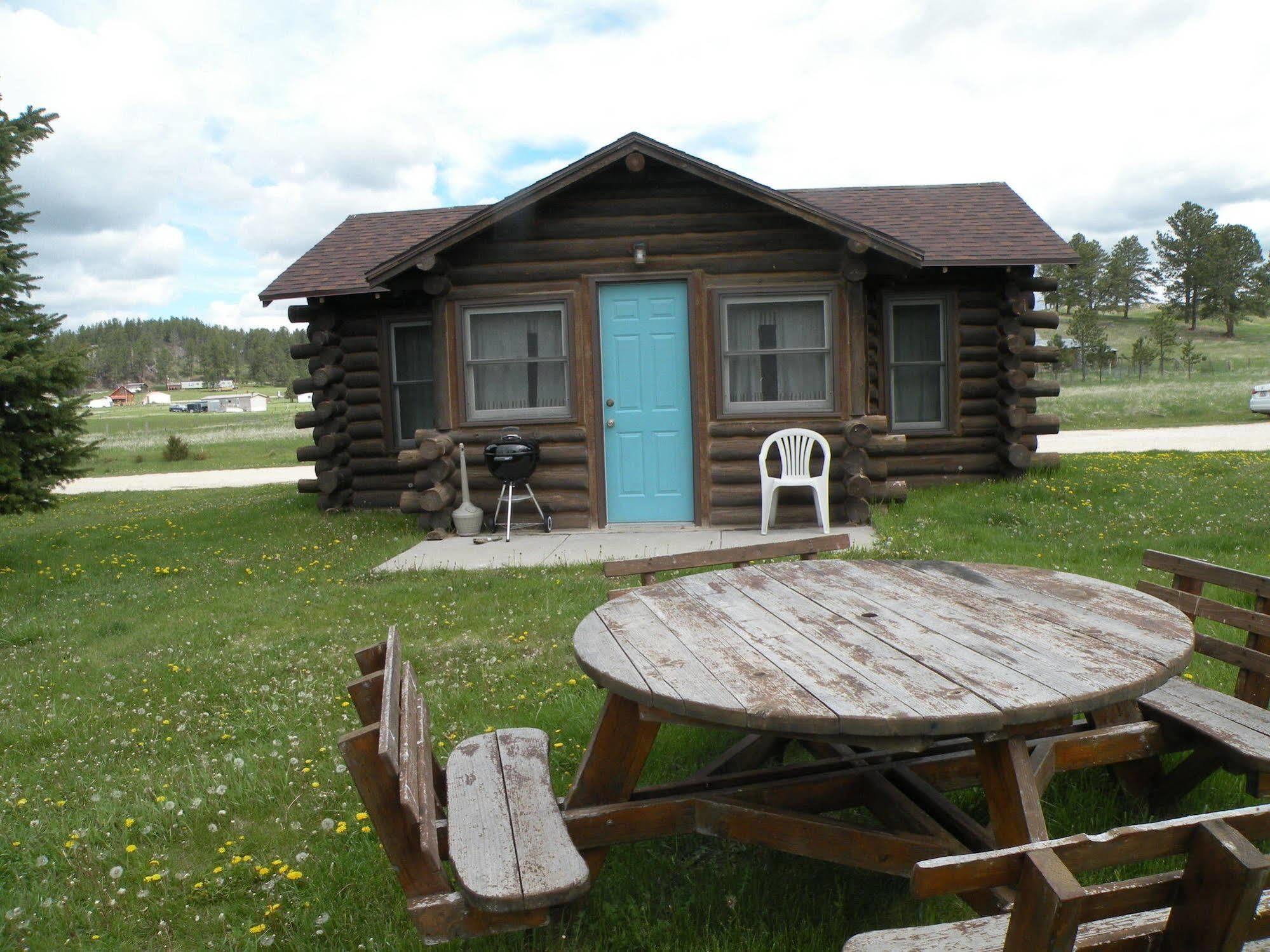 Gold Camp Cabins คัสเตอร์ ภายนอก รูปภาพ